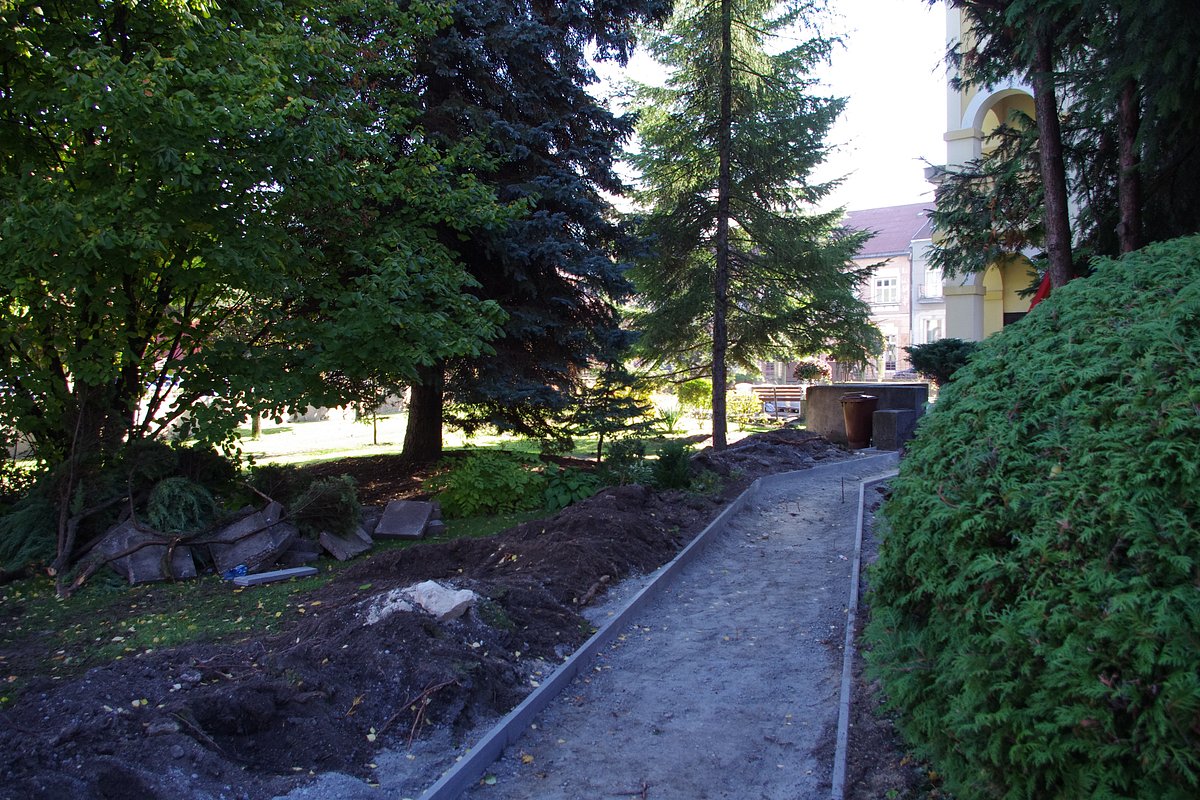 09.jpg